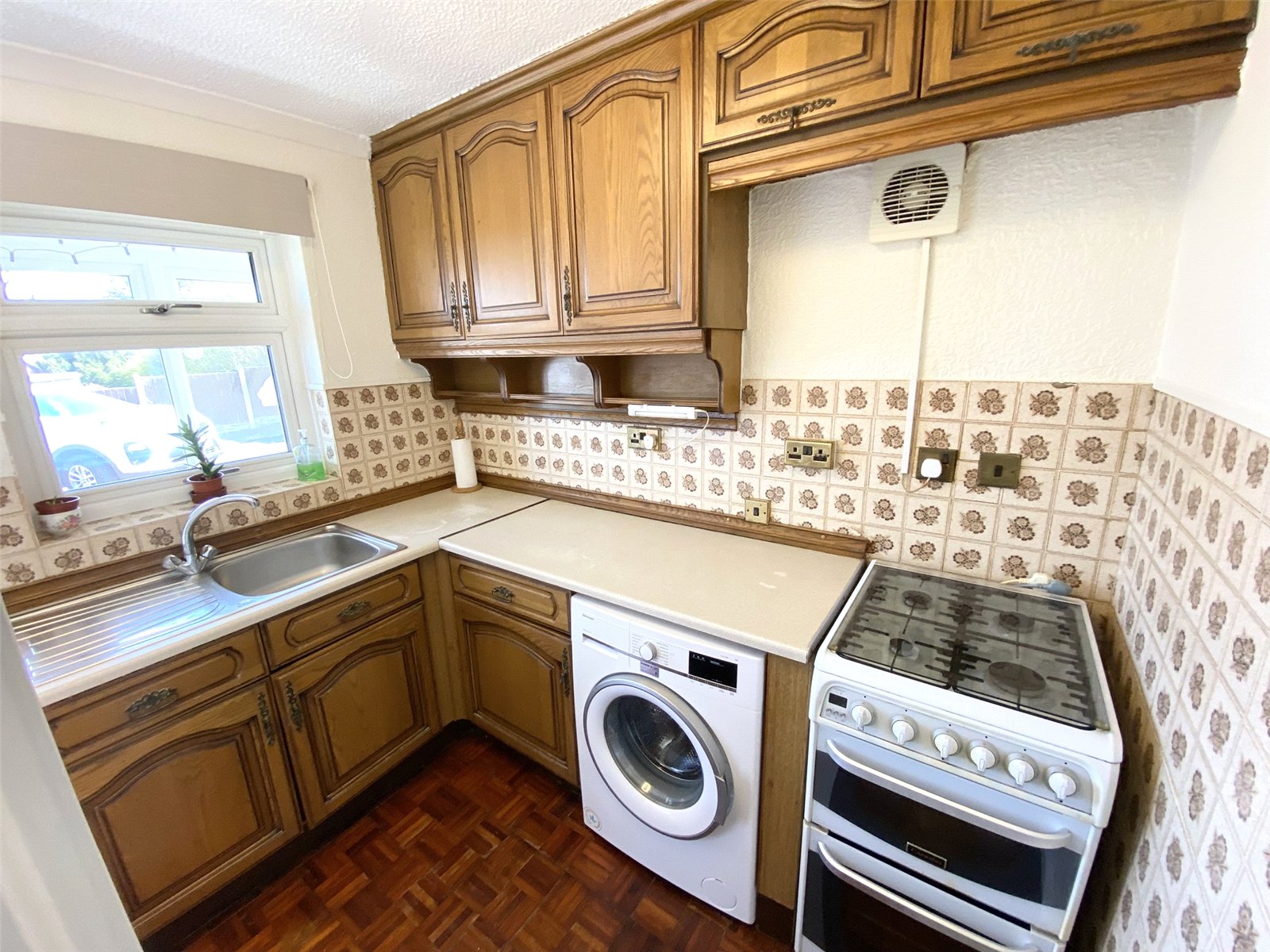 Near Vallens, Hadley, Telford, TF1 - DB Roberts