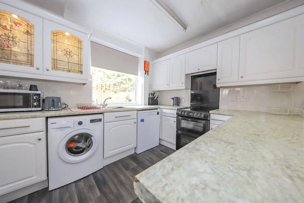Chestnut Way, Finchfield, Wolverhampton, WV3 - DB Roberts