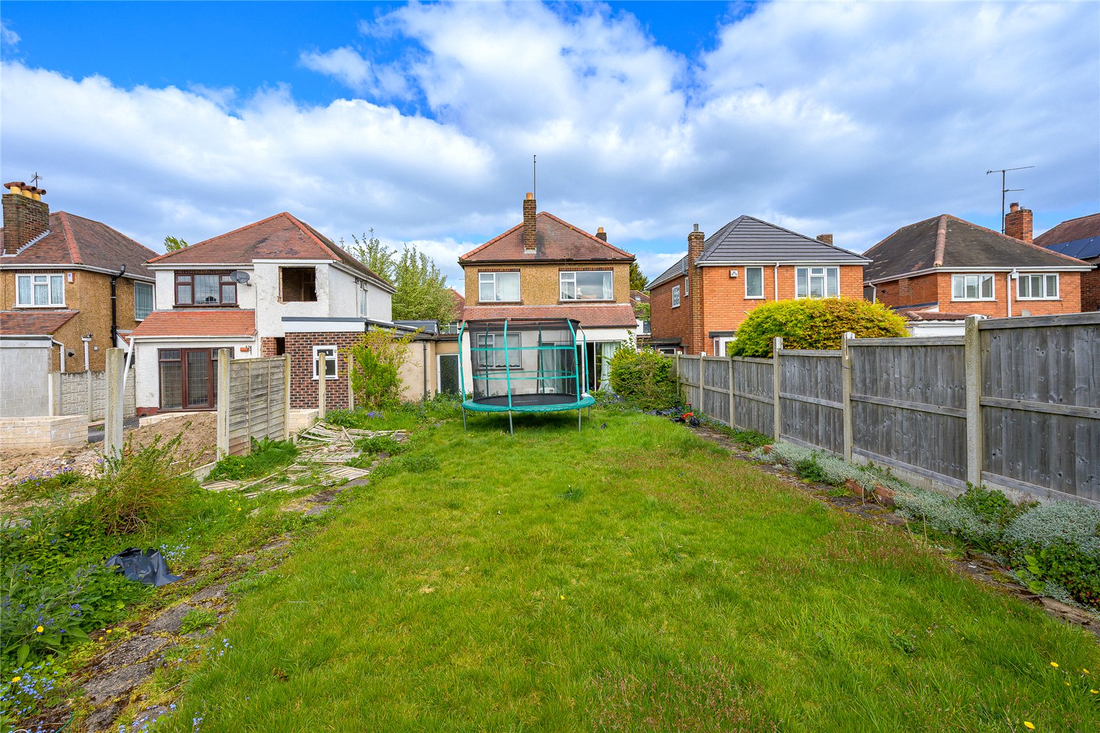 Capstone Avenue, Wolverhampton, West Midlands, WV10 - DB Roberts