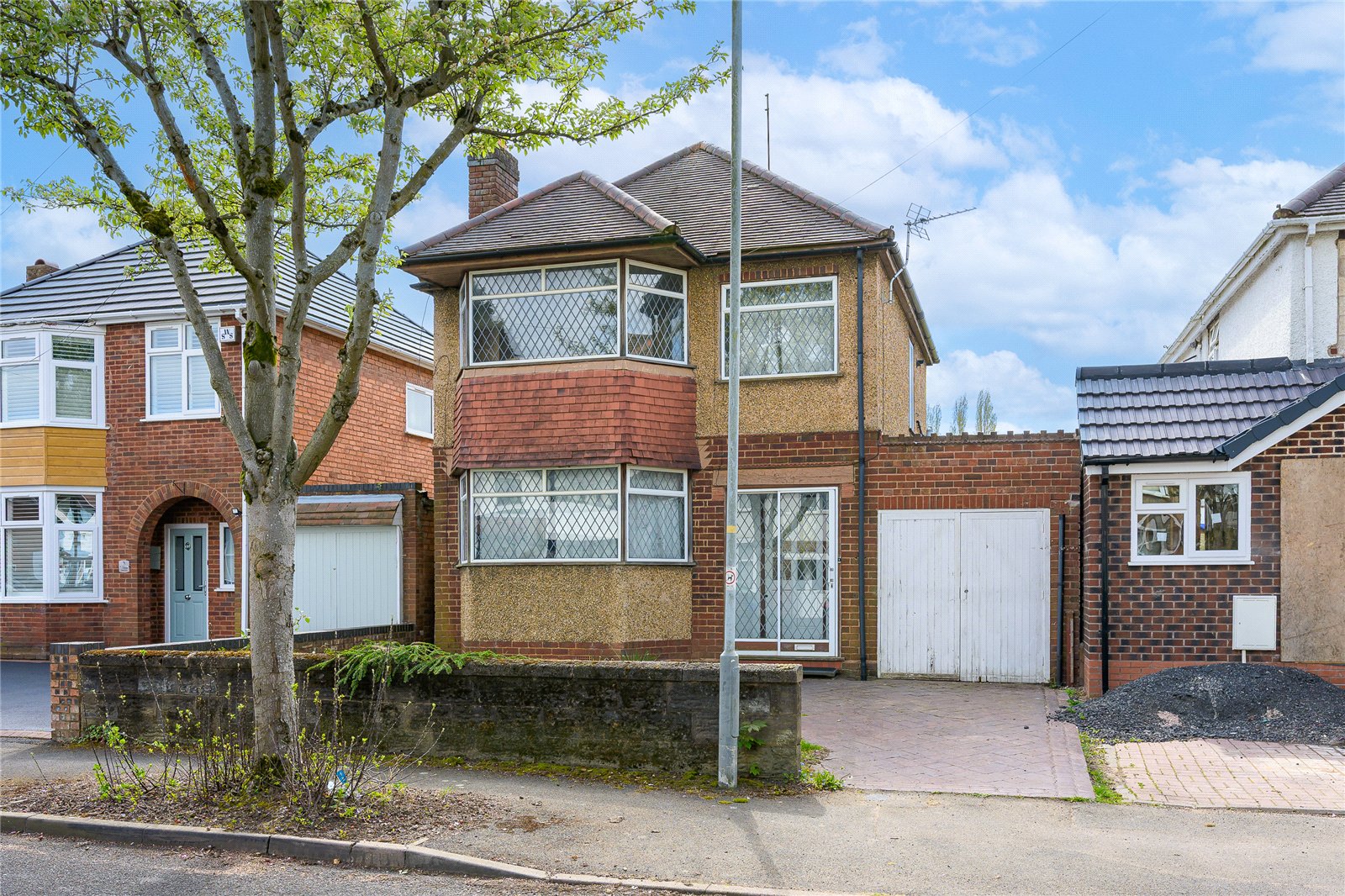 Capstone Avenue, Wolverhampton, West Midlands, WV10 - DB Roberts