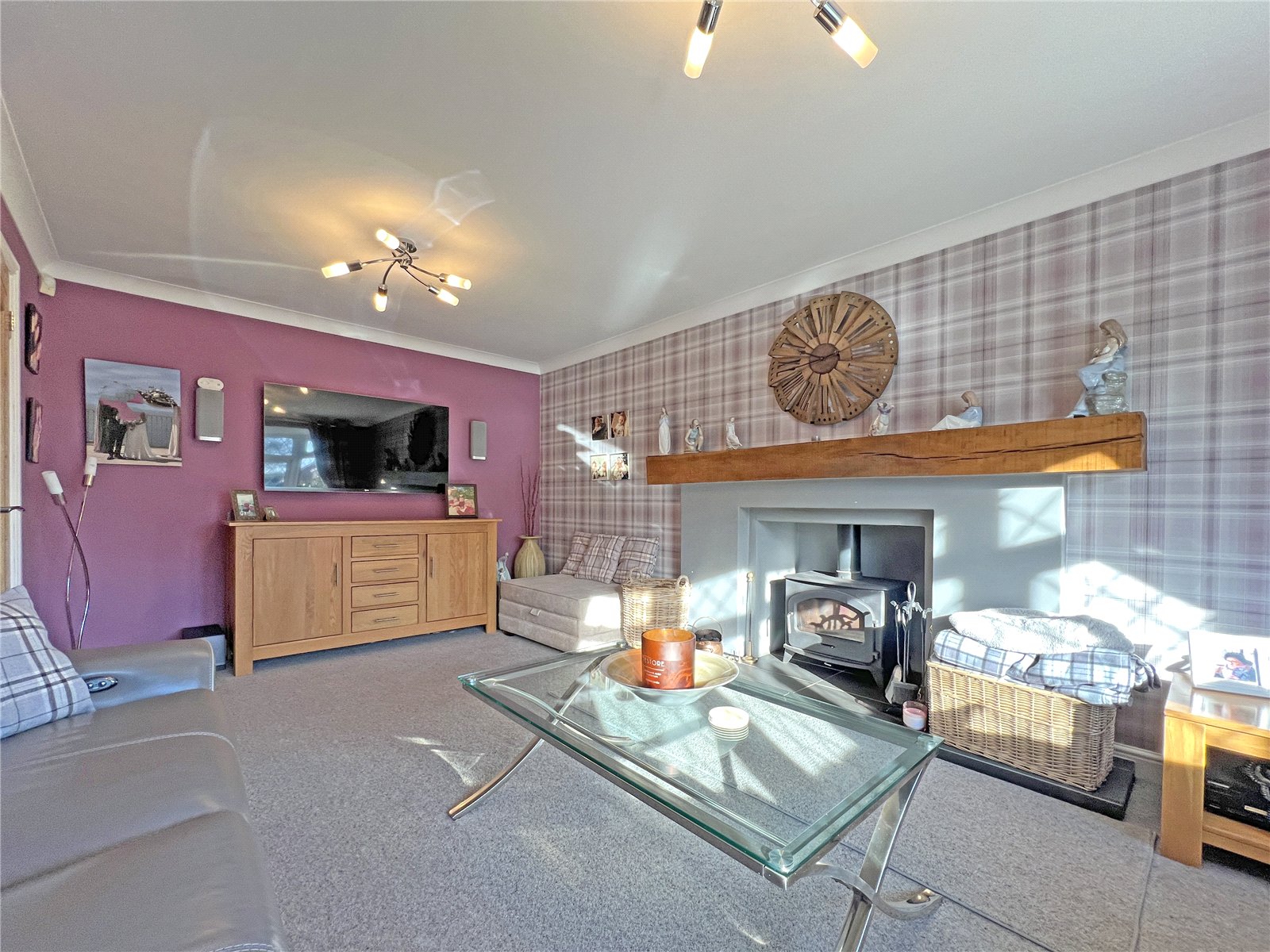 Highgrove Meadows, Priorslee, Telford, TF2 - DB Roberts