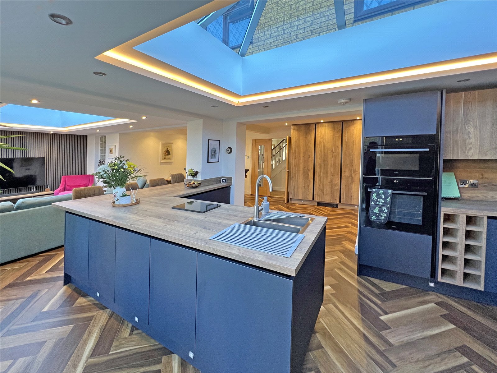 Highgrove Meadows, Priorslee, Telford, TF2 - DB Roberts