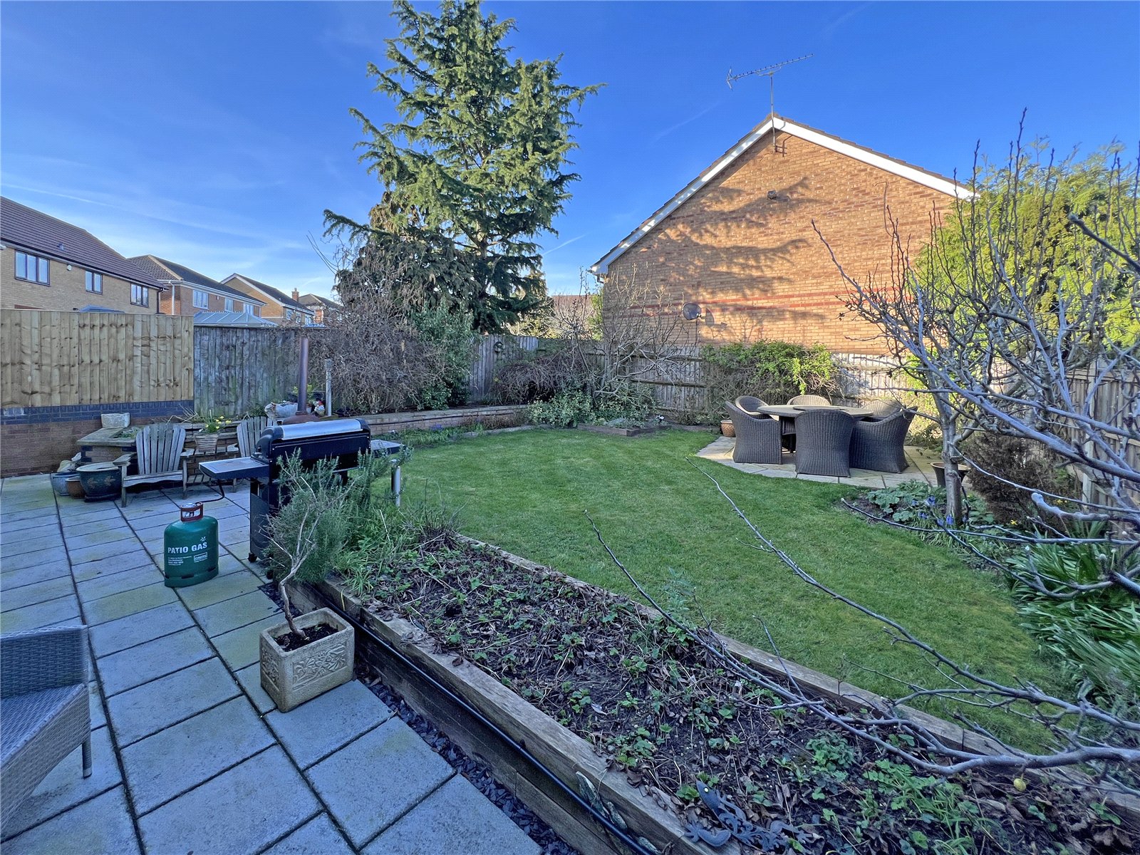 Highgrove Meadows, Priorslee, Telford, TF2 - DB Roberts