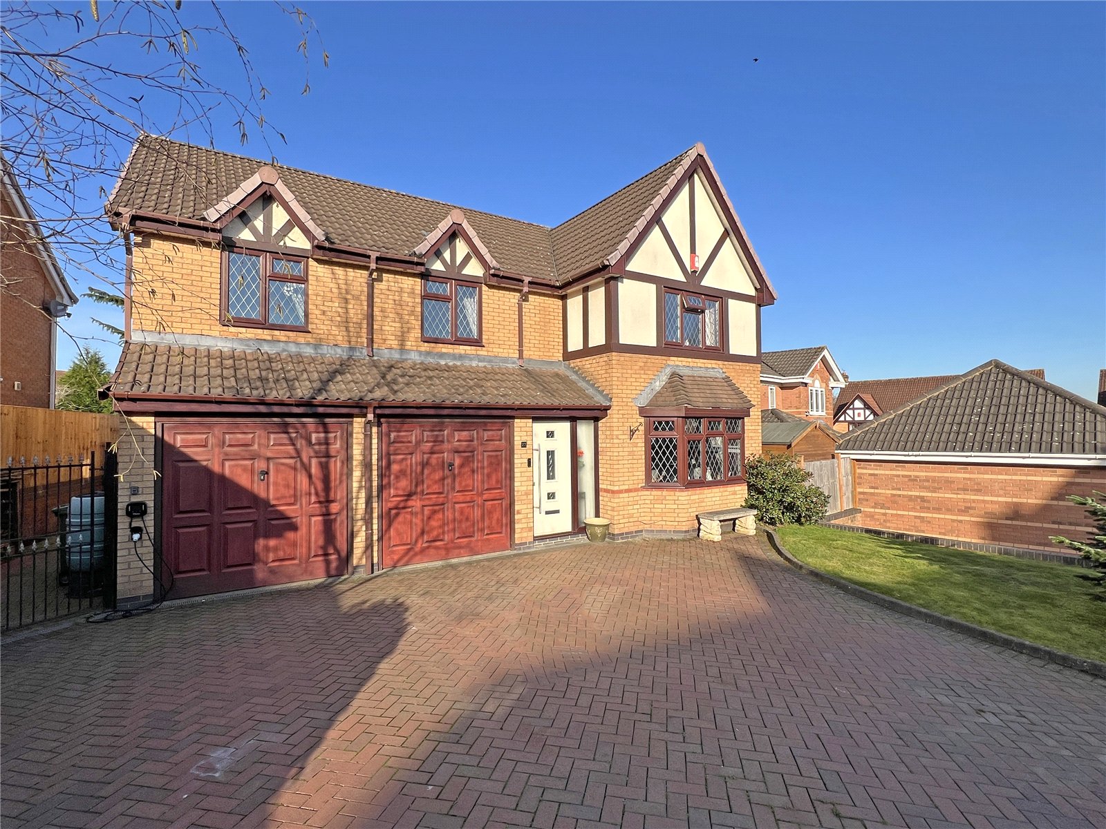 Highgrove Meadows, Priorslee, Telford, TF2 - DB Roberts