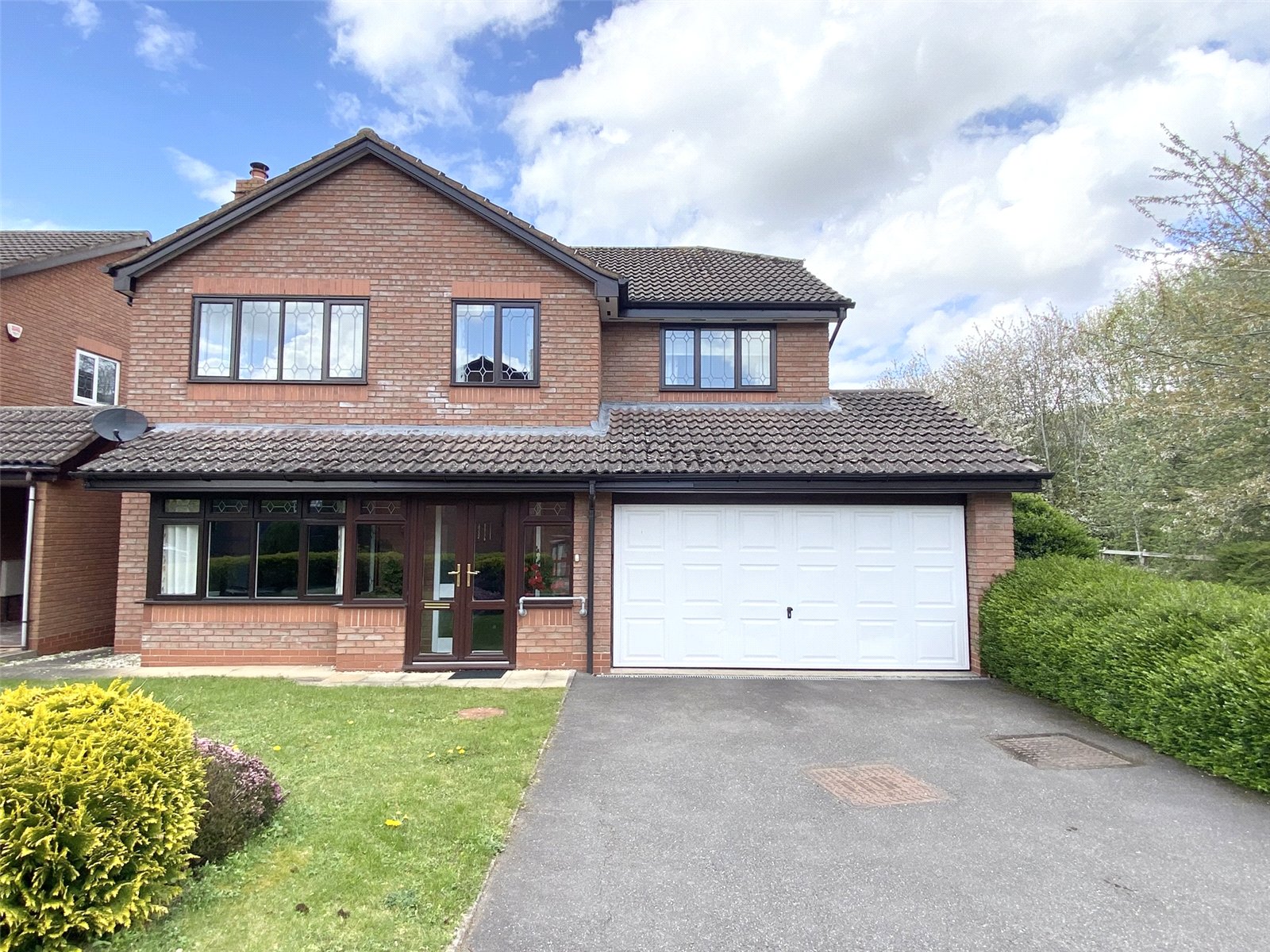 Donnerville Close, Wellington, Telford, TF1 - DB Roberts