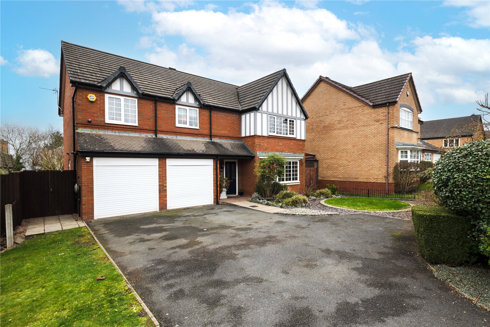 St. Helier Drive, Dawley Bank, Telford, TF4 - DB Roberts