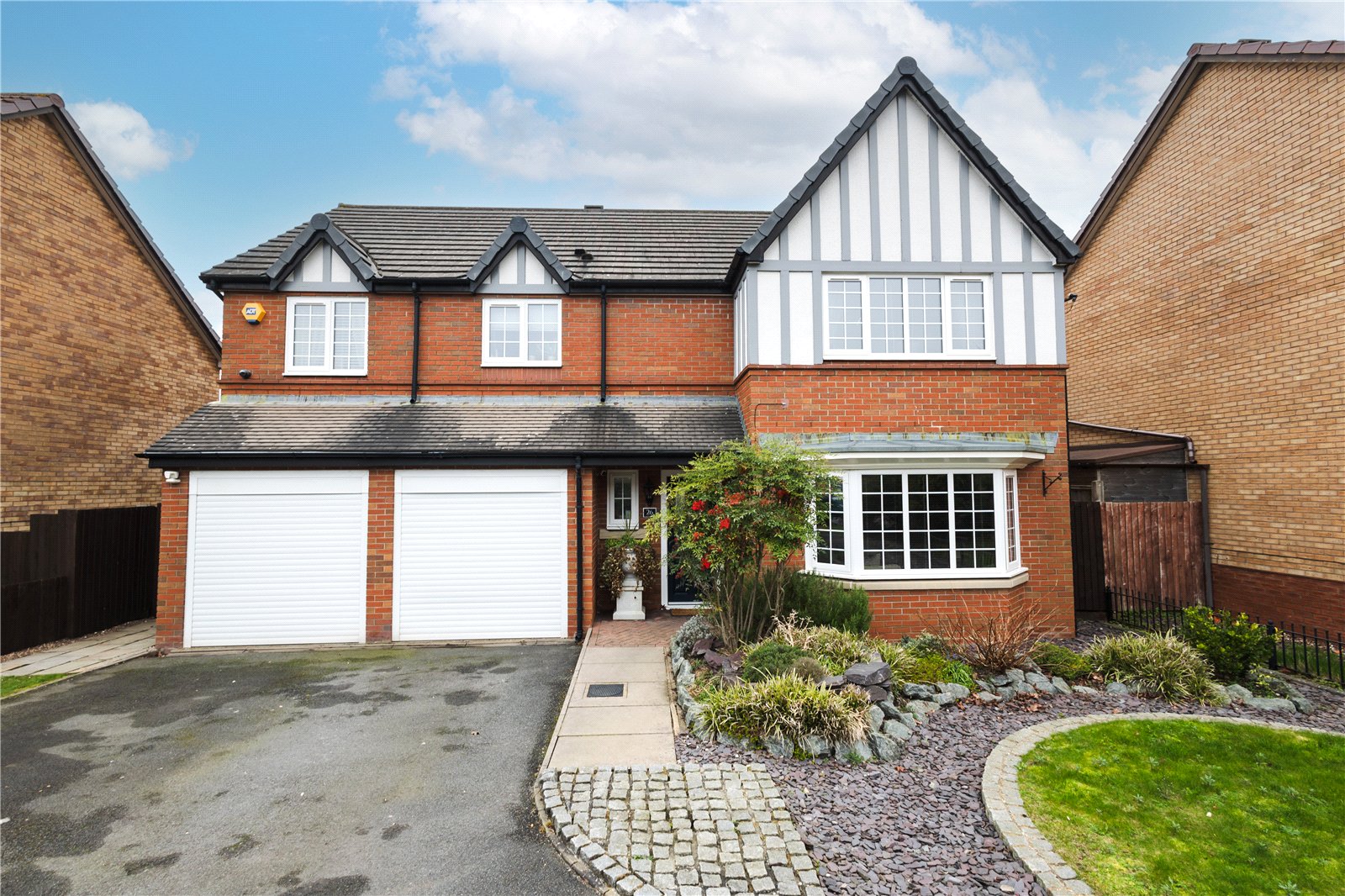 St. Helier Drive, Dawley Bank, Telford, TF4 - DB Roberts