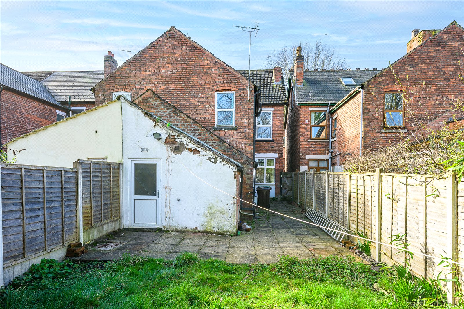Allen Road, West Park, Wolverhampton, WV6 - DB Roberts