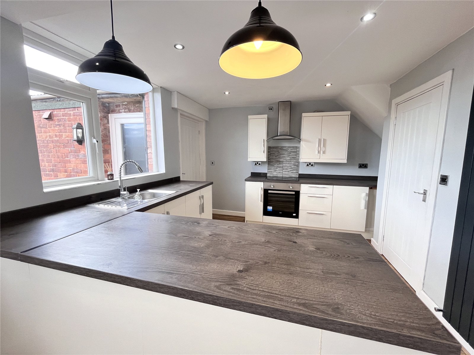 Meadow Farm Drive, Shrewsbury, Shropshire, SY1 - DB Roberts