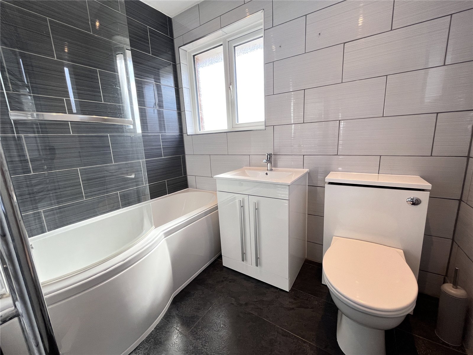 Meadow Farm Drive, Shrewsbury, Shropshire, SY1 - DB Roberts