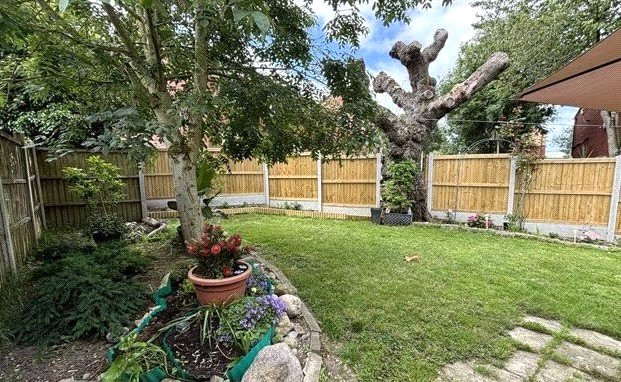 Charlecote Park, Newdale, Telford, TF3 - DB Roberts