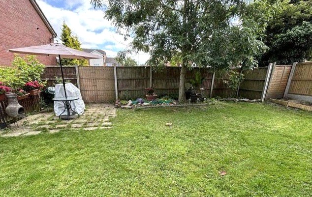 Charlecote Park, Newdale, Telford, TF3 - DB Roberts