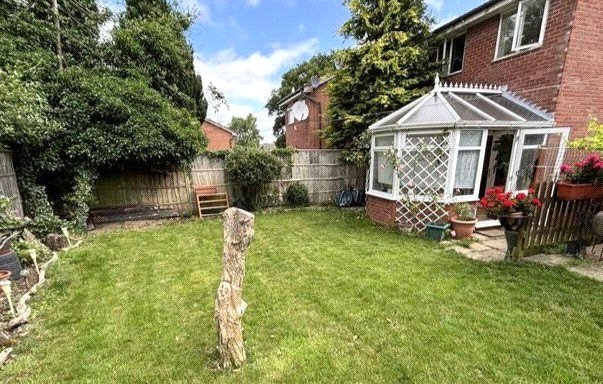 Charlecote Park, Newdale, Telford, TF3 - DB Roberts