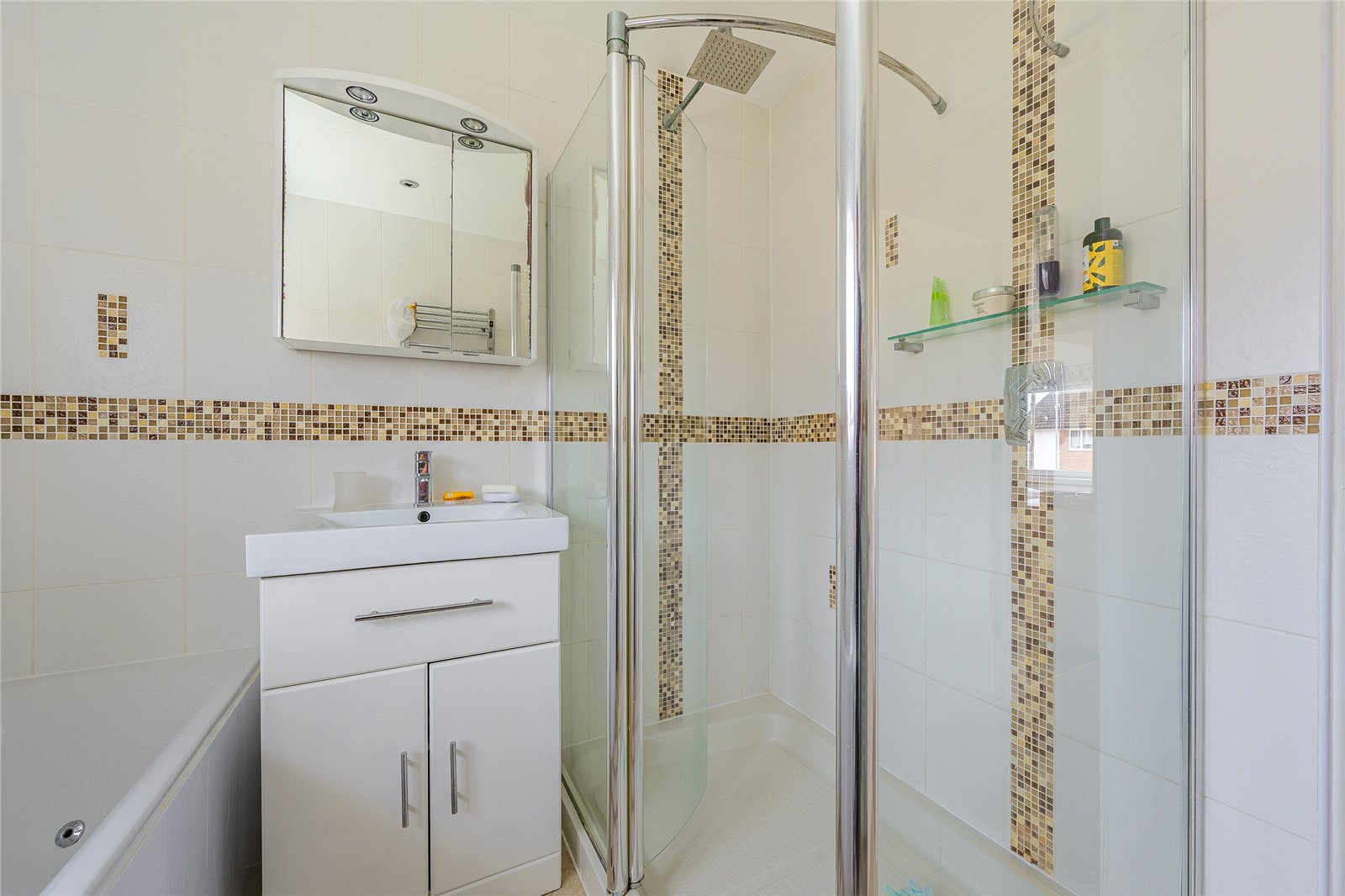 Milldale Crescent, Fordhouses, Wolverhampton, WV10 - DB Roberts
