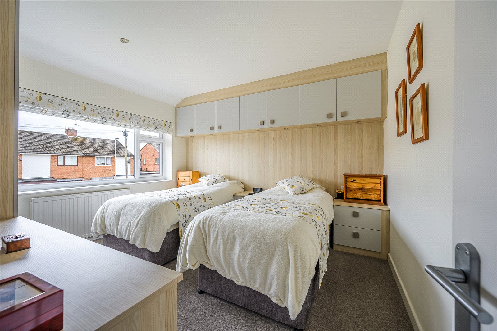 Milldale Crescent, Fordhouses, Wolverhampton, WV10 - DB Roberts