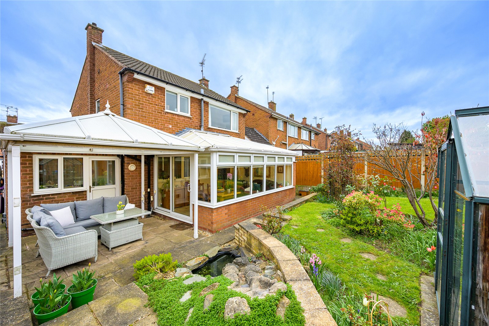 Milldale Crescent, Fordhouses, Wolverhampton, WV10 - DB Roberts
