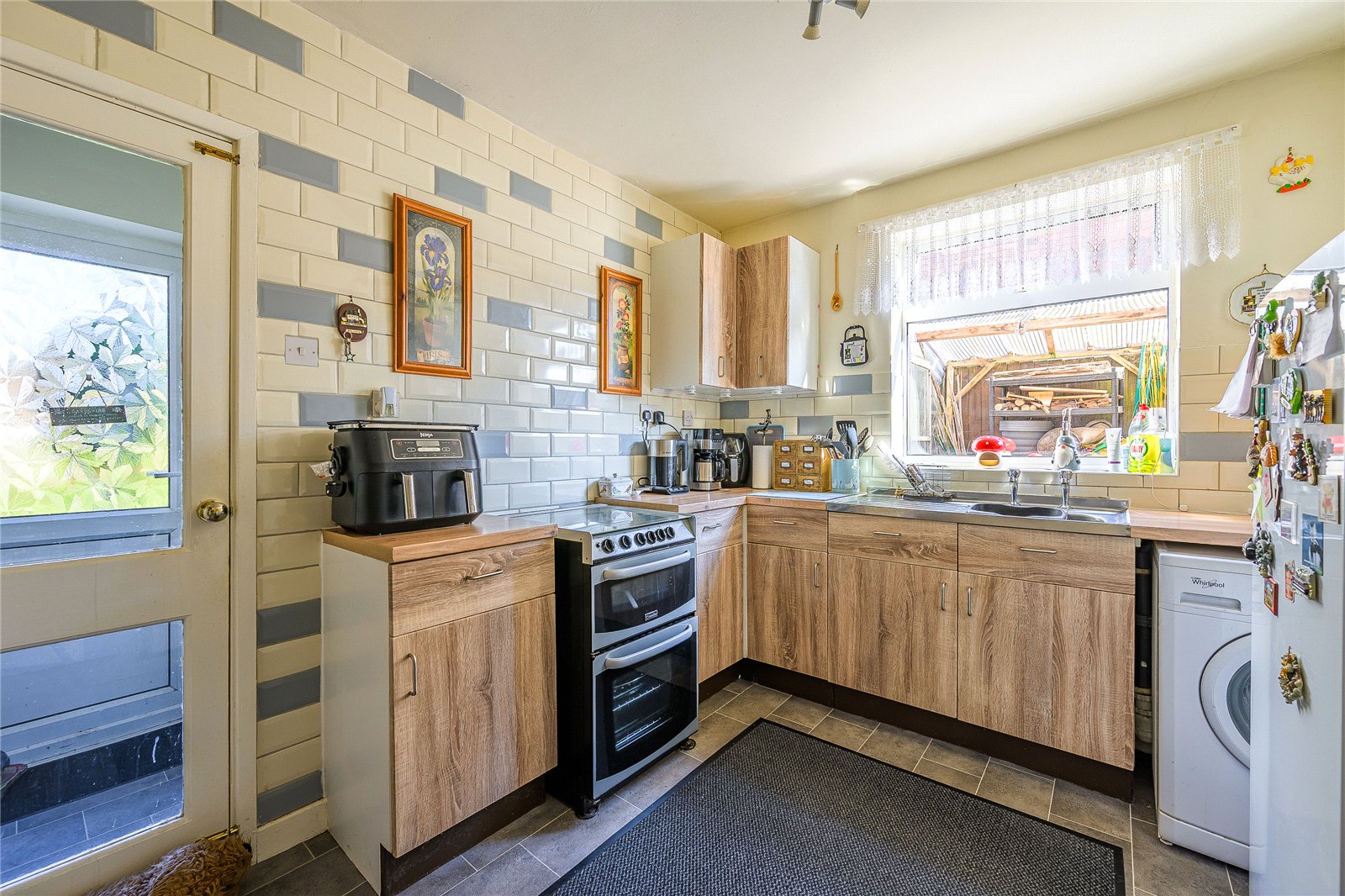 Thorneycroft Lane, Wolverhampton, West Midlands, WV10 - DB Roberts
