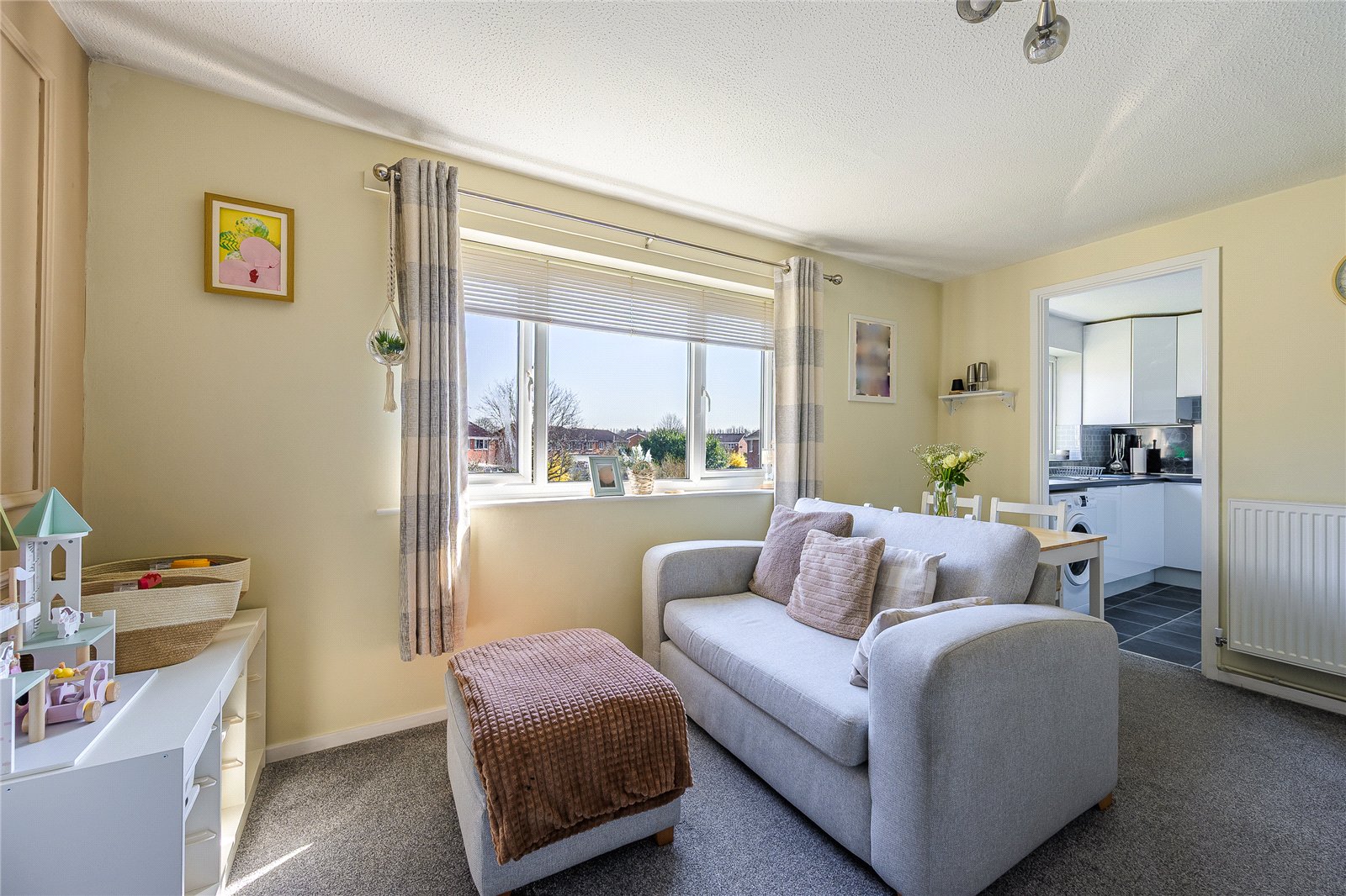 Leybourne Crescent, Pendeford, Wolverhampton, WV9 - DB Roberts