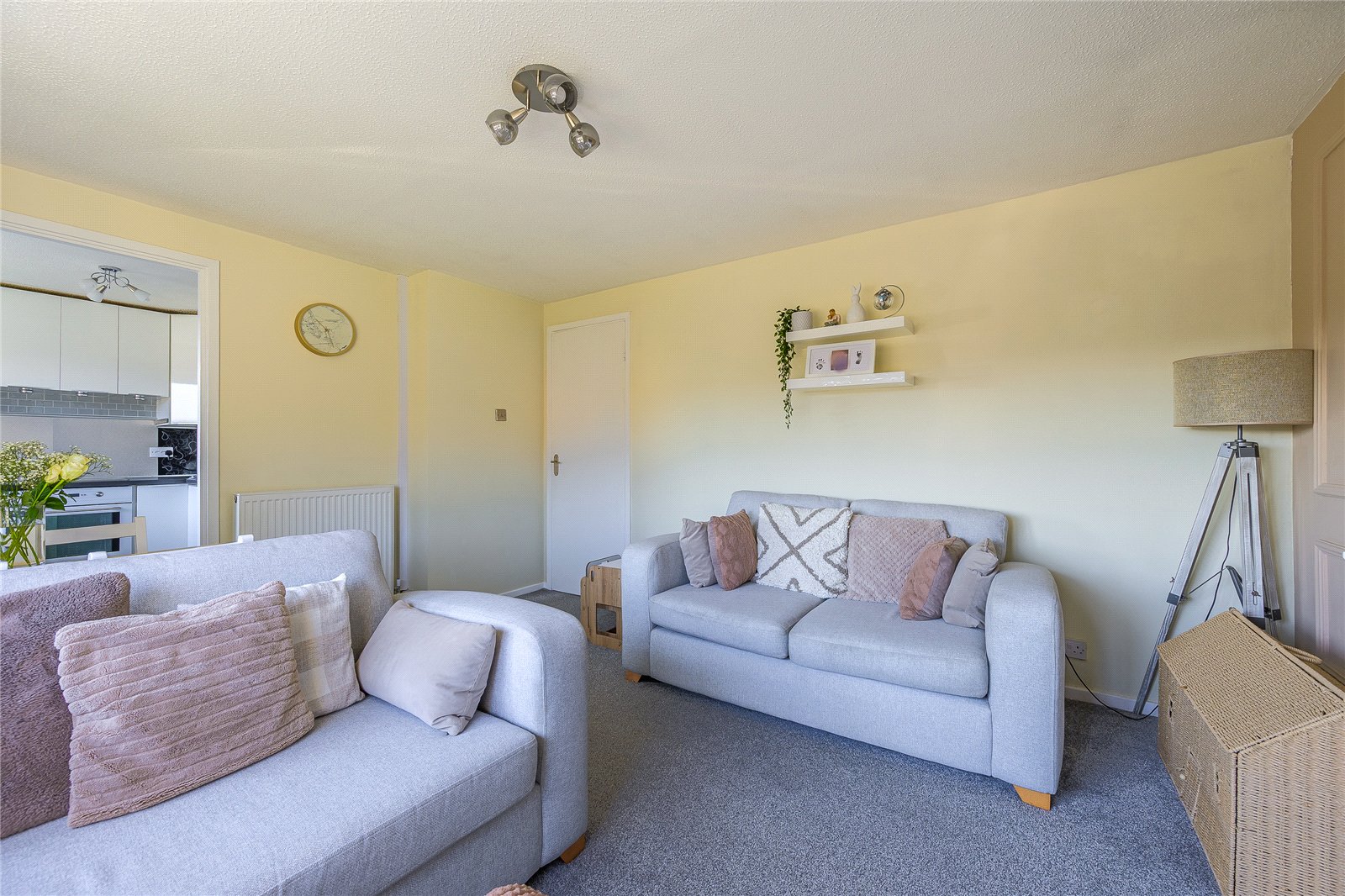 Leybourne Crescent, Pendeford, Wolverhampton, WV9 - DB Roberts