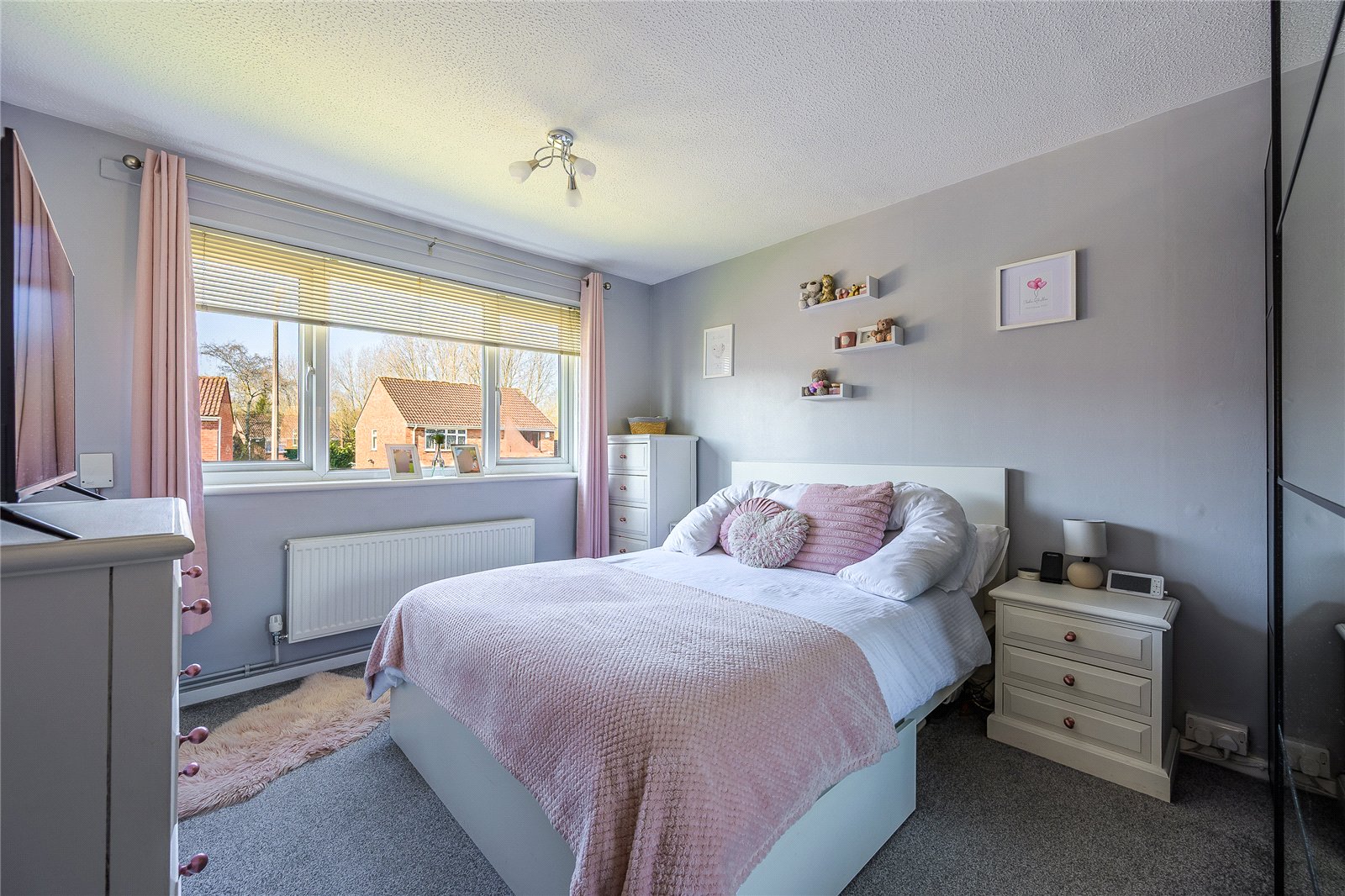 Leybourne Crescent, Pendeford, Wolverhampton, WV9 - DB Roberts