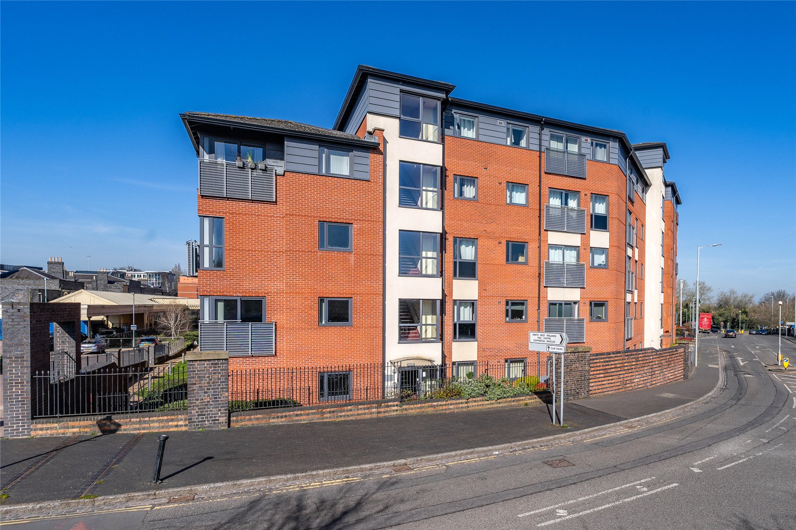 Broad Gauge Way, City Centre, Wolverhampton, WV10 - DB Roberts