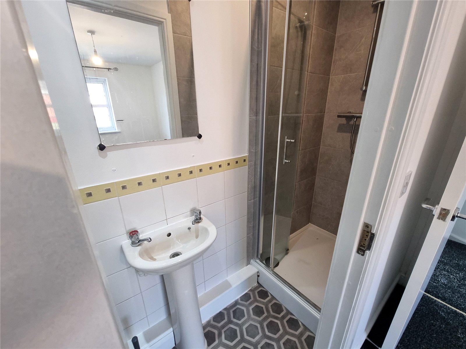 Gatcombe Way, Priorslee, Telford, TF2 - DB Roberts