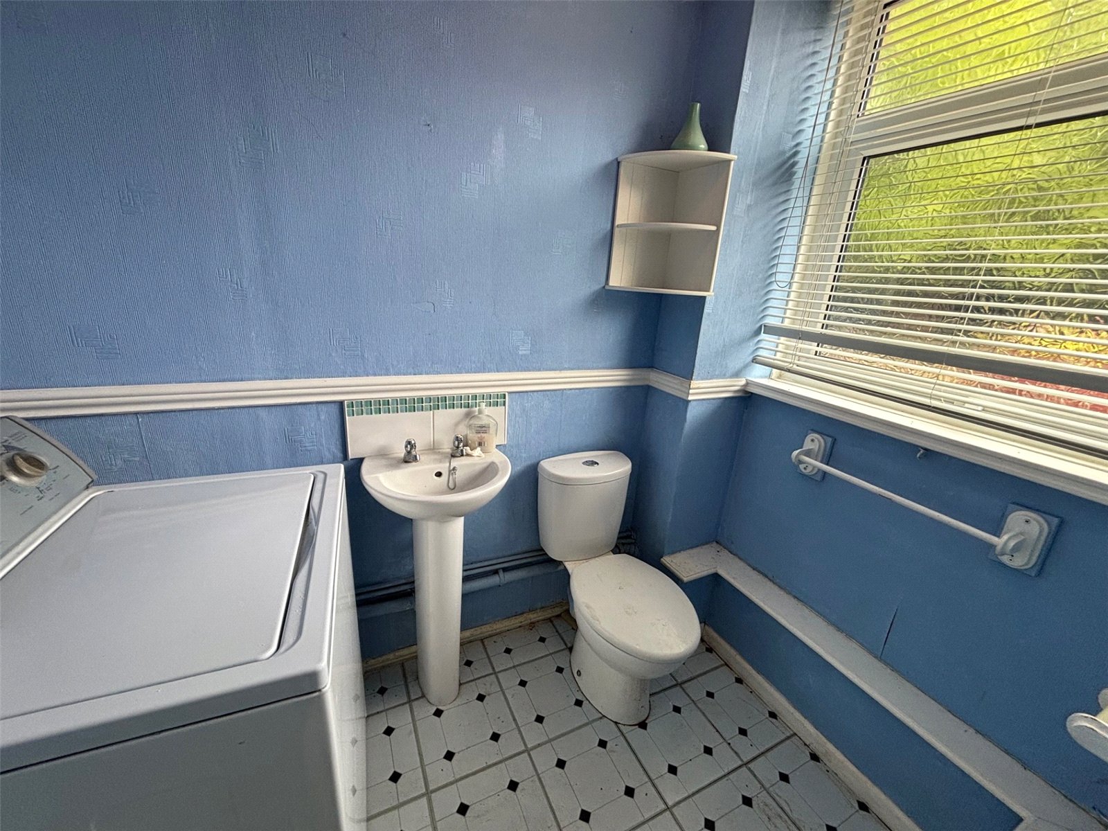 Deercote, Hollinswood, Telford, TF3 - DB Roberts
