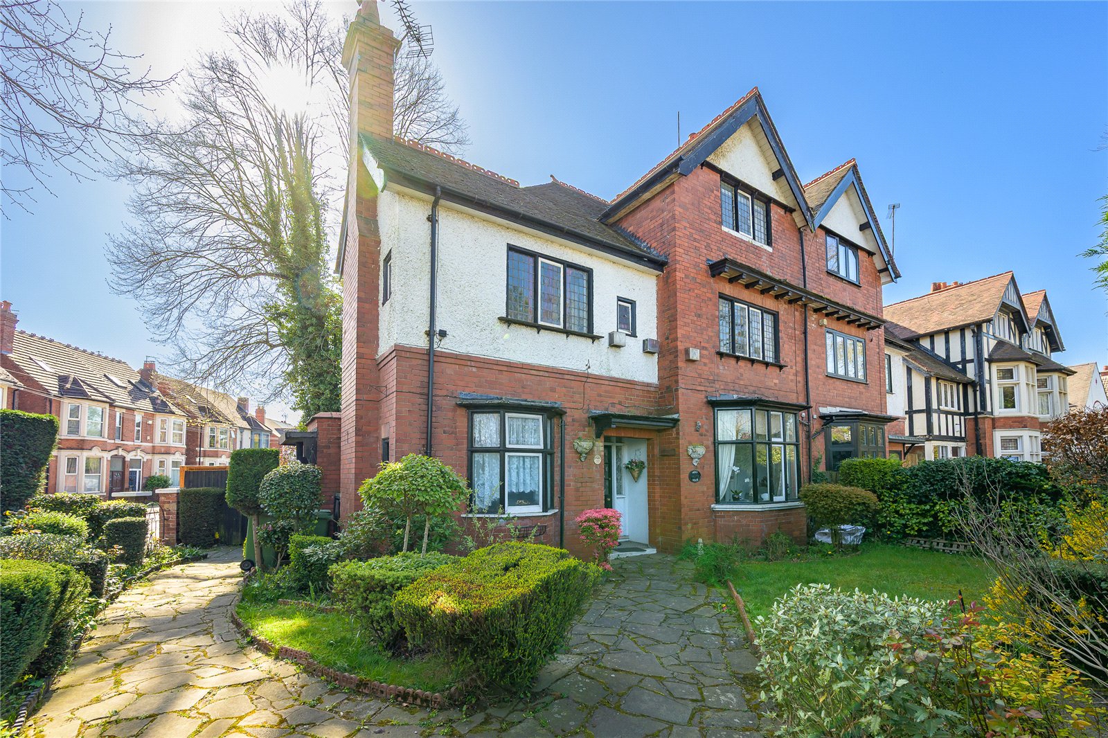 Tettenhall Road, Tettenhall, Wolverhampton, WV6 - DB Roberts