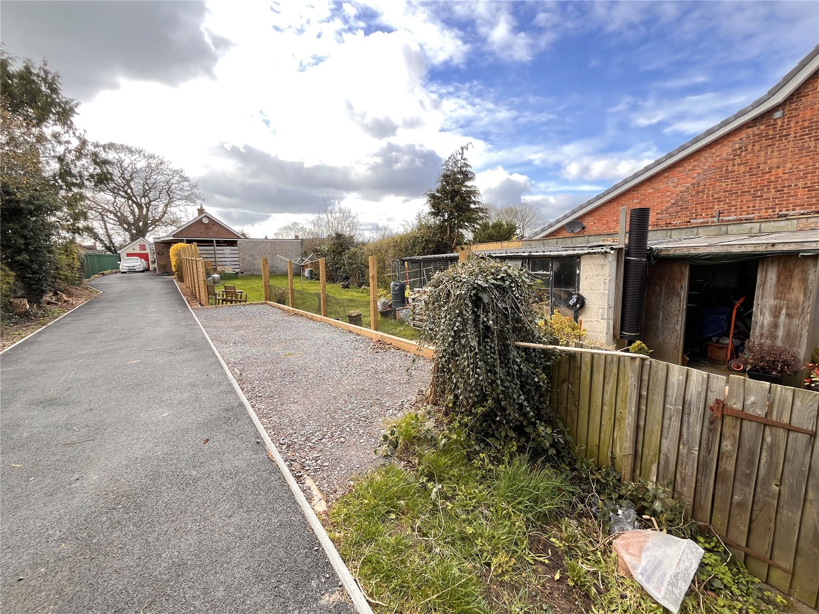 Shrewsbury Road, Bomere Heath, Shrewsbury, SY4 - DB Roberts