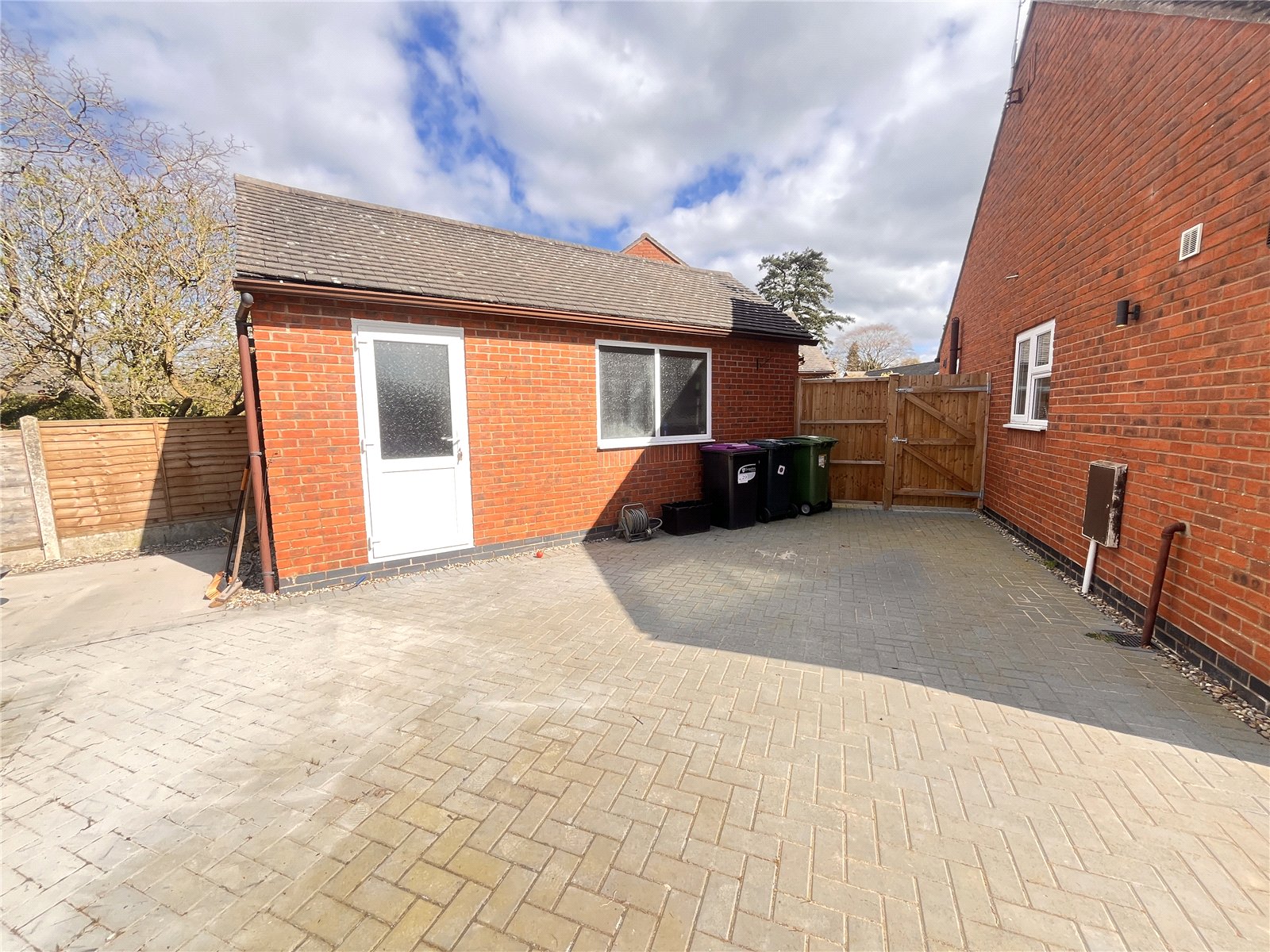 Manor Crest, Ford, Shrewsbury, SY5 - DB Roberts