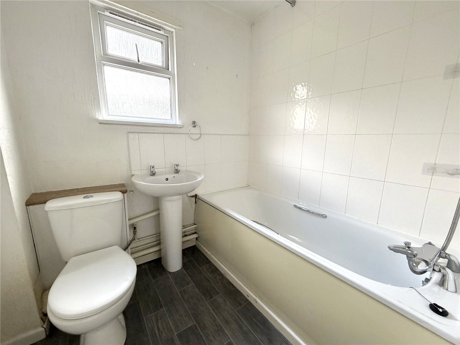 Purbeck Dale, Dawley, Telford, TF4 - DB Roberts