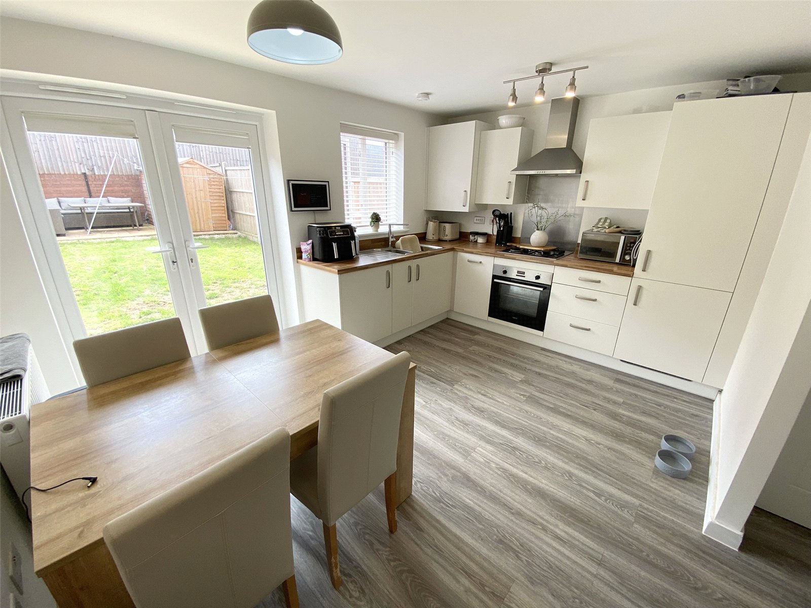 John Jaundrell Close, Priorslee, Telford, TF2 - DB Roberts
