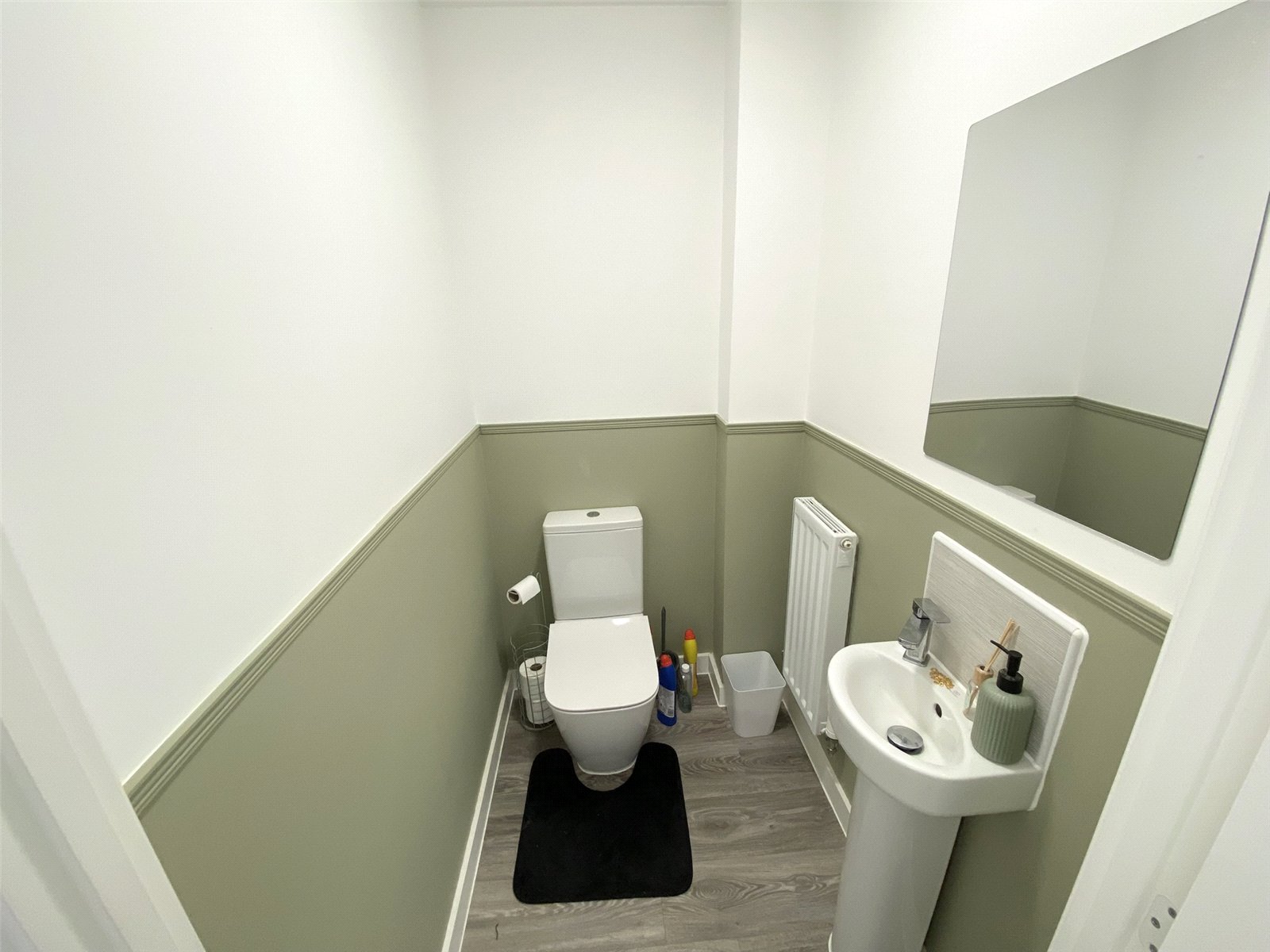 John Jaundrell Close, Priorslee, Telford, TF2 - DB Roberts