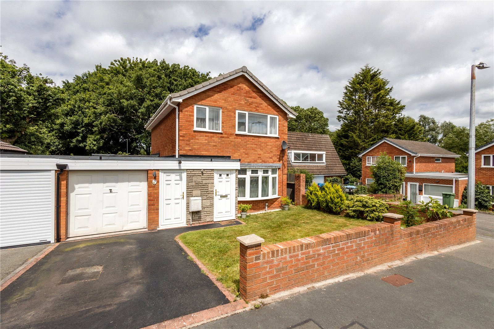 Lydbury Close, Stirchley, Telford, TF3 - DB Roberts