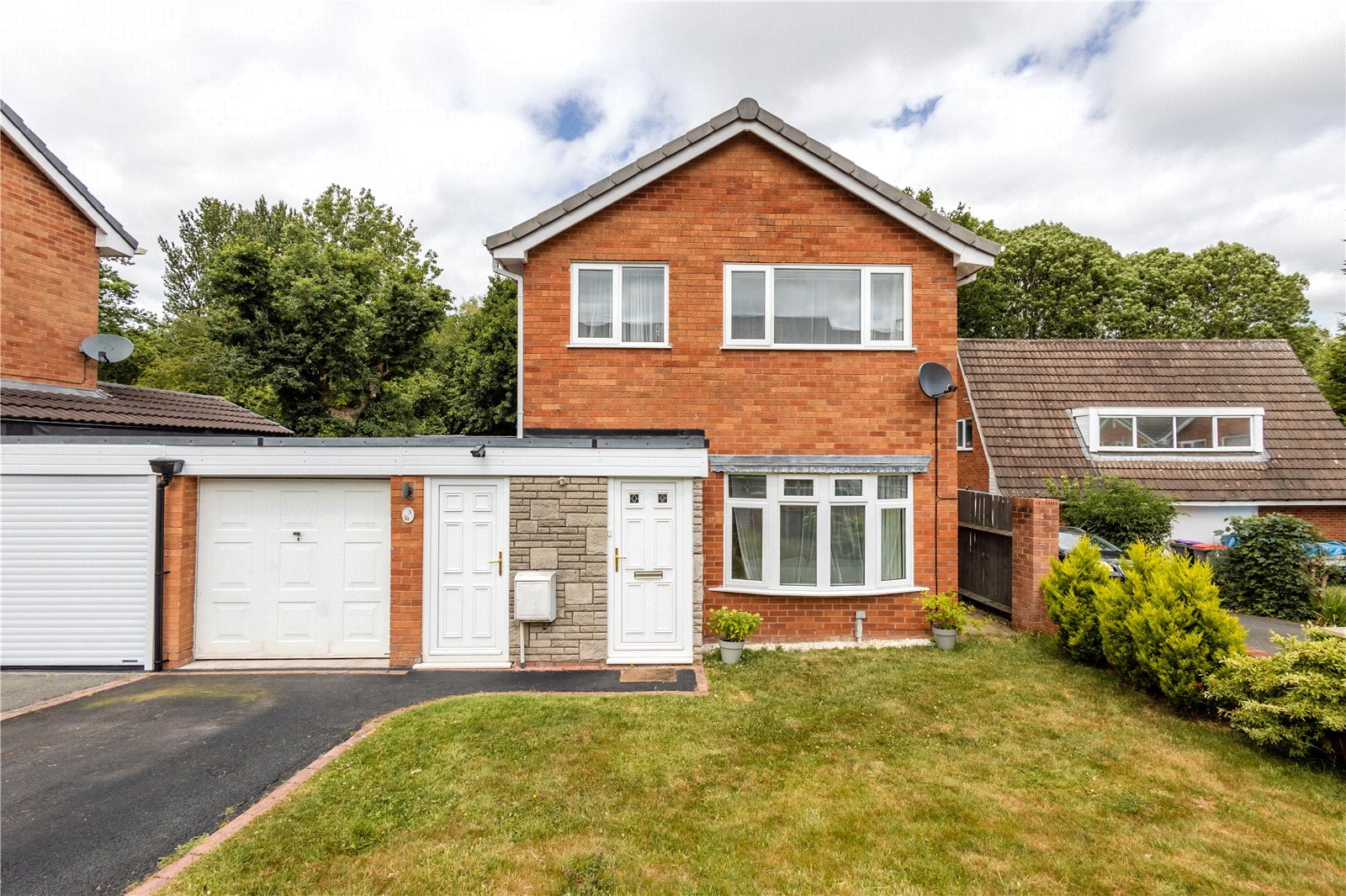 Lydbury Close, Stirchley, Telford, TF3 - DB Roberts