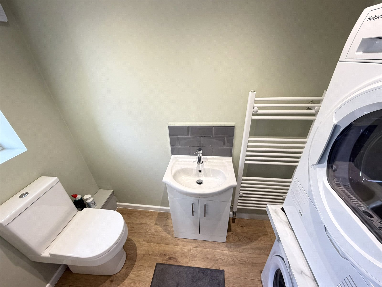 Teagues Crescent, Trench, Telford, TF2 - DB Roberts