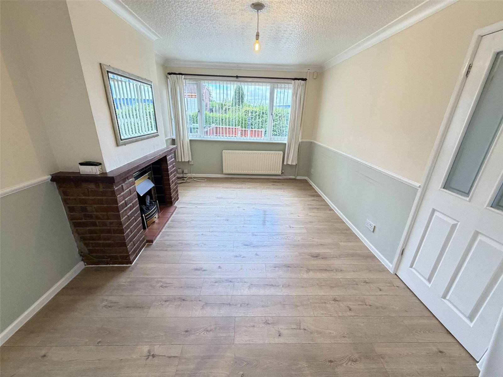 Teagues Crescent, Trench, Telford, TF2 - DB Roberts