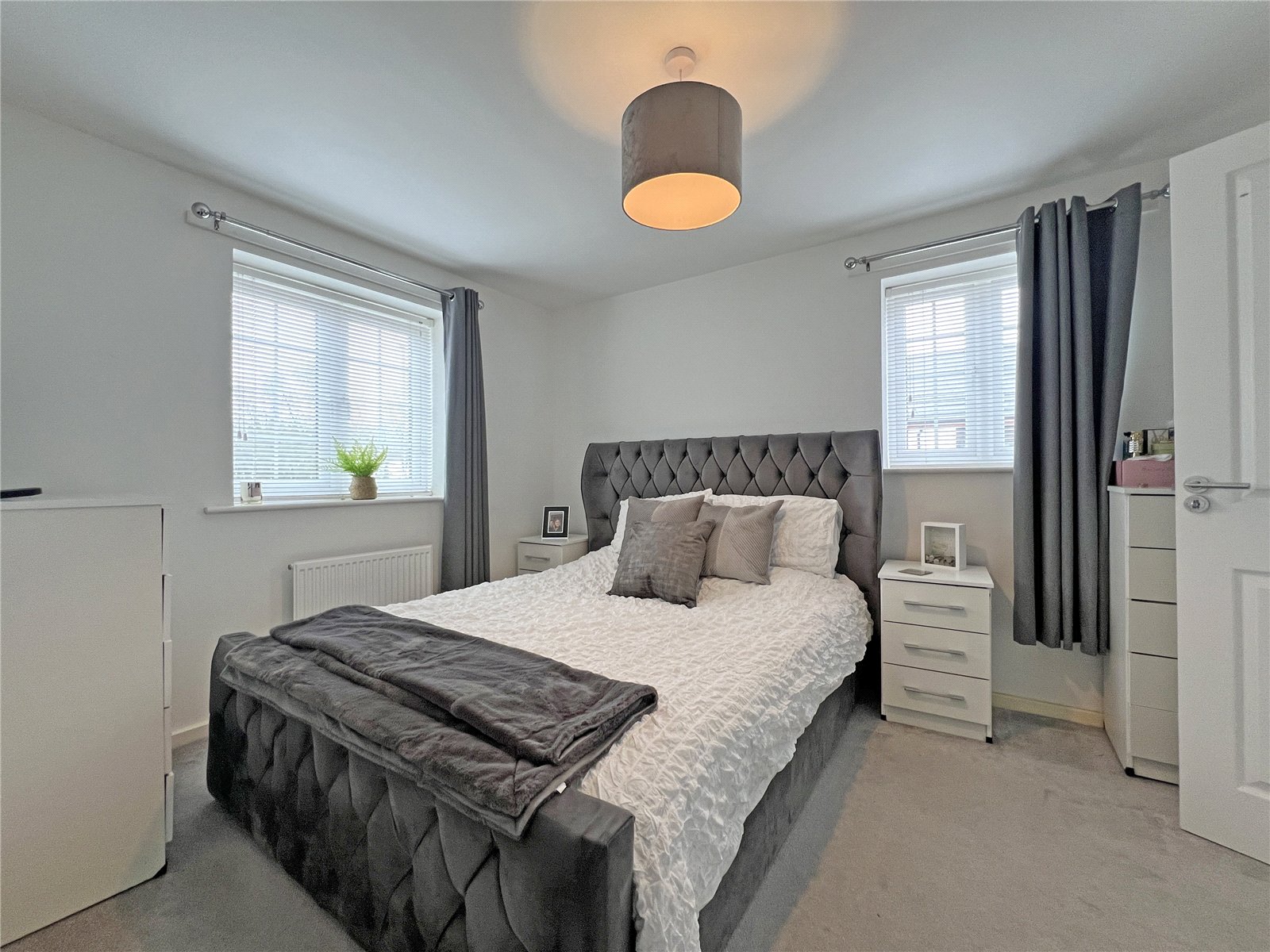 Tunnel Close, Snedshill, Telford, TF2 - DB Roberts