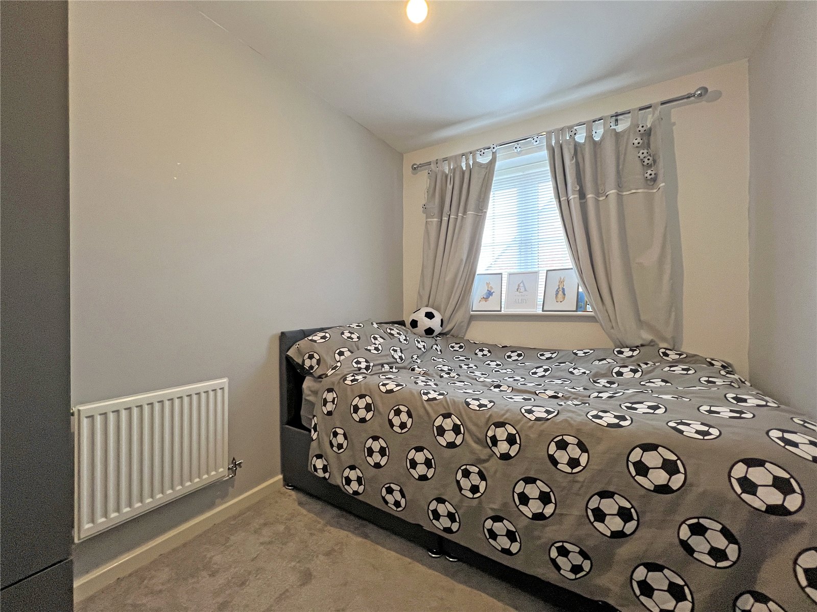 Tunnel Close, Snedshill, Telford, TF2 - DB Roberts