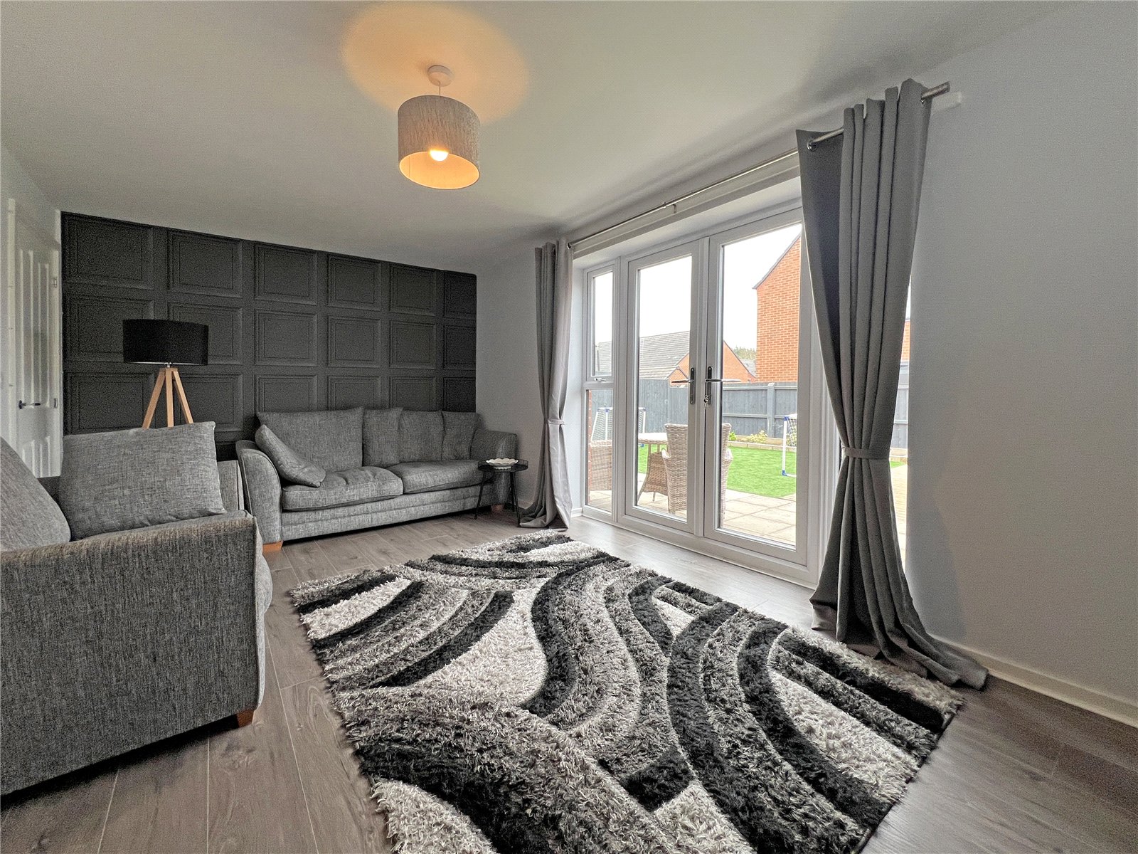 Tunnel Close, Snedshill, Telford, TF2 - DB Roberts