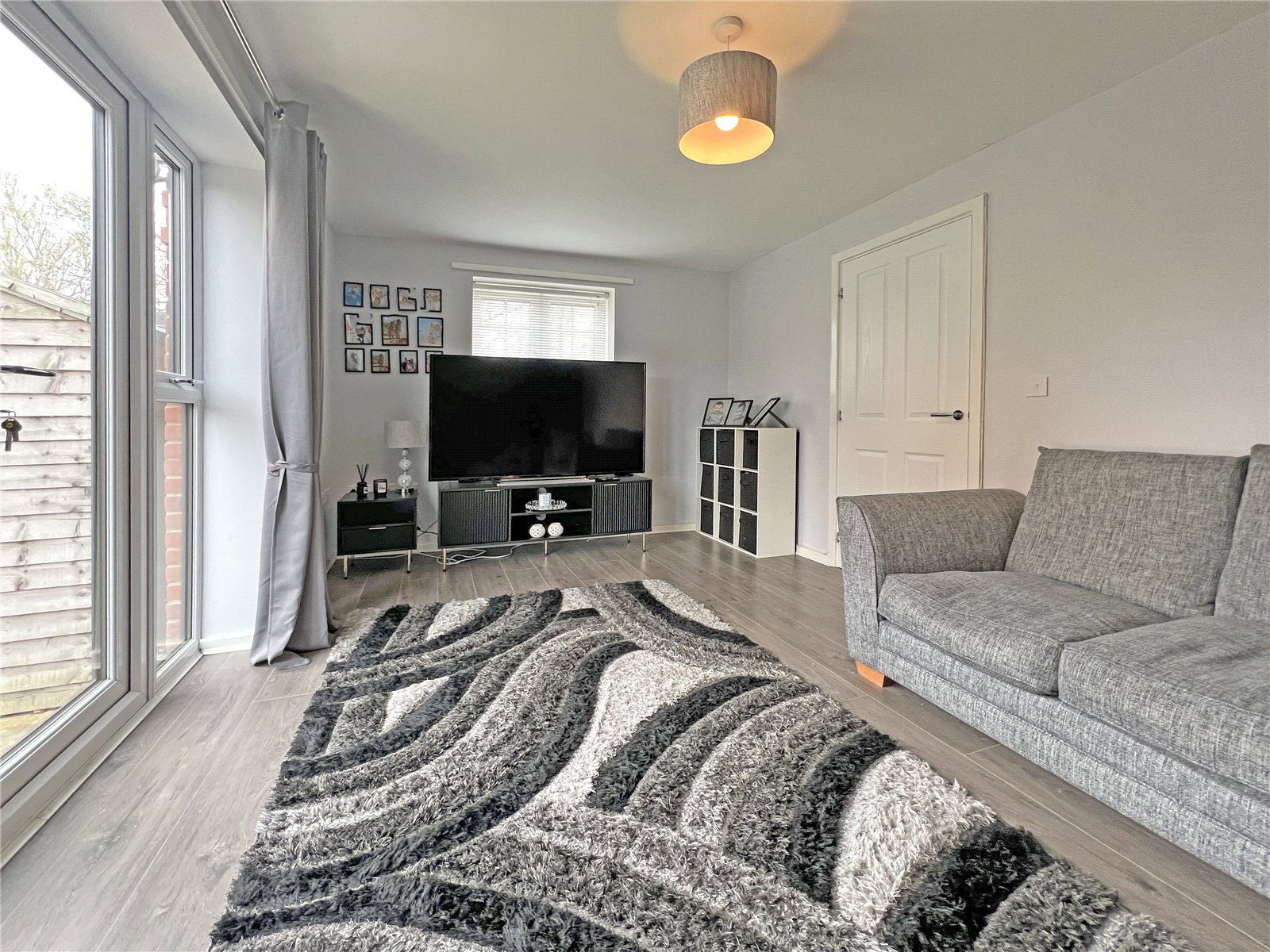 Tunnel Close, Snedshill, Telford, TF2 - DB Roberts