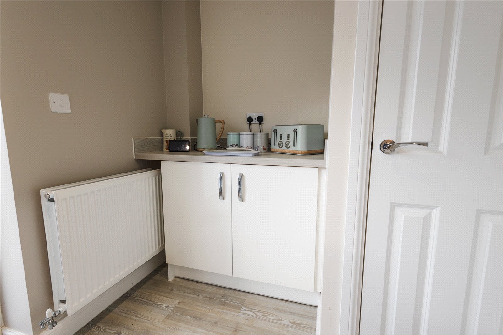 Maxfield Crescent, Newdale, Telford, TF3 - DB Roberts