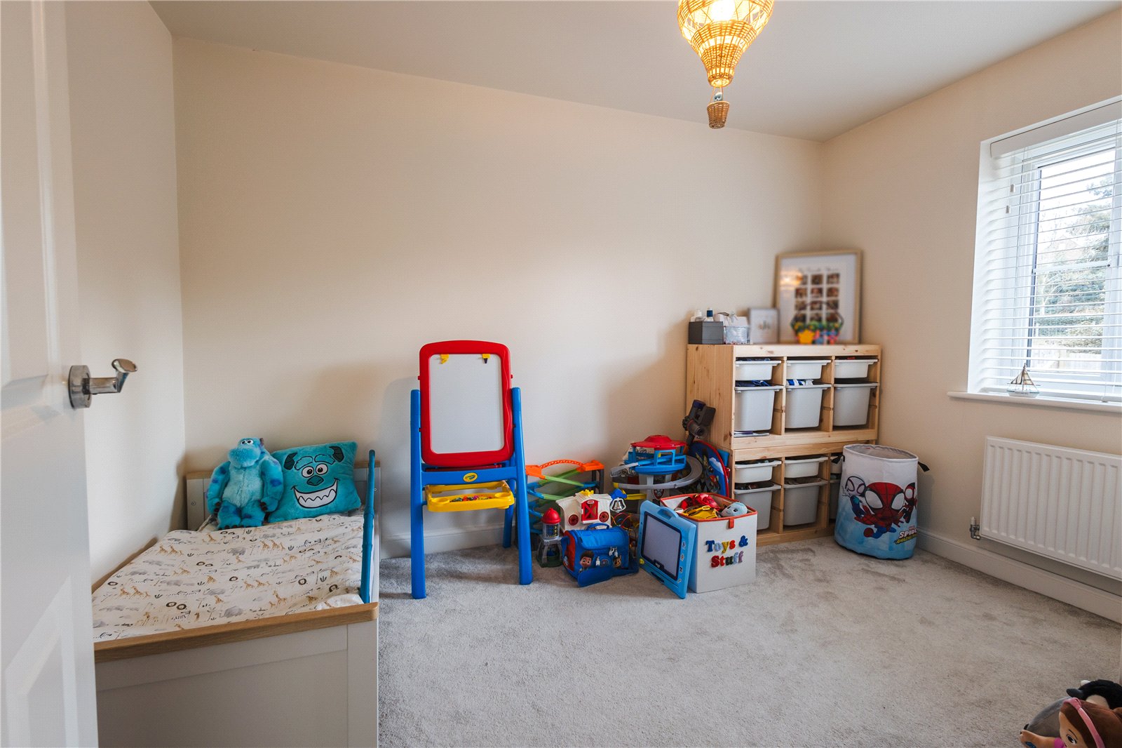 Maxfield Crescent, Newdale, Telford, TF3 - DB Roberts