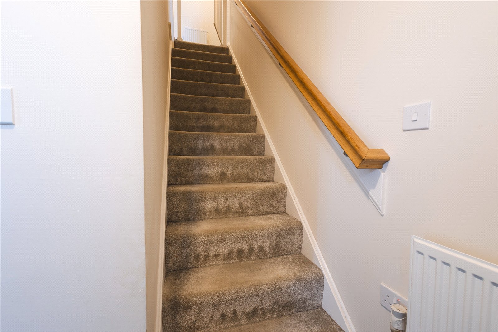 Maxfield Crescent, Newdale, Telford, TF3 - DB Roberts
