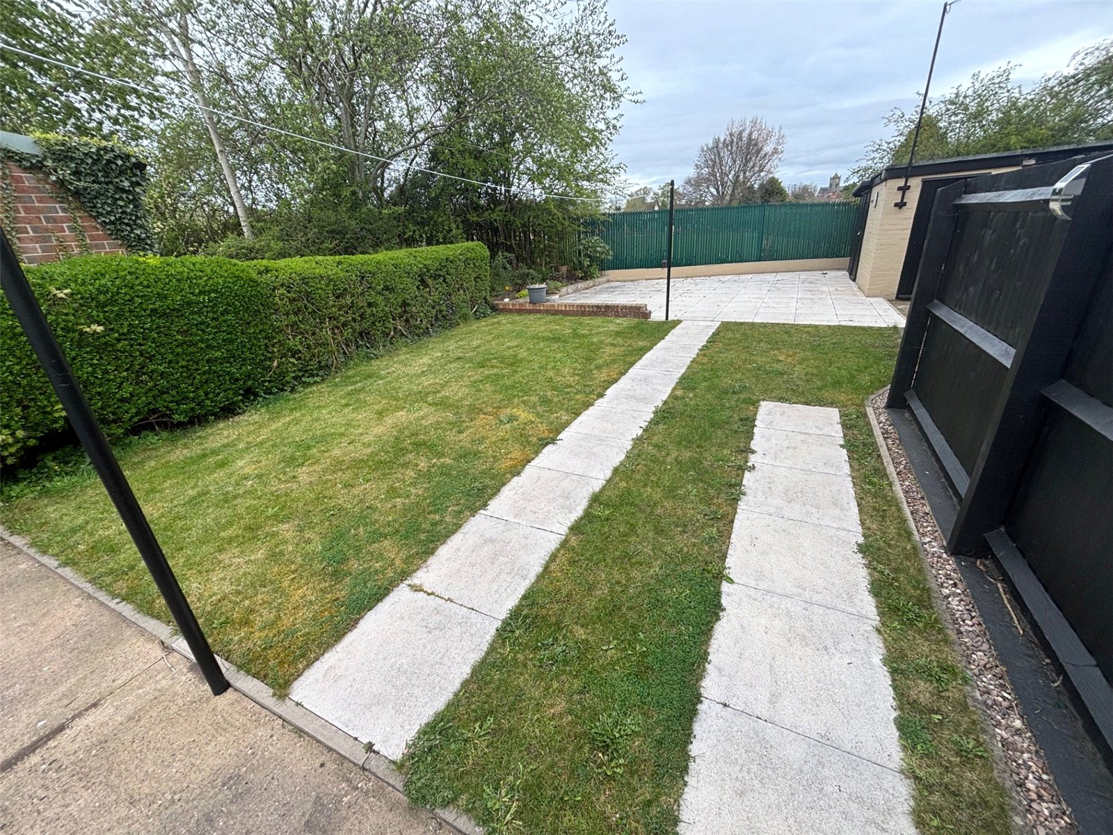 Hayward Avenue, St. Georges, Telford, TF2 - DB Roberts