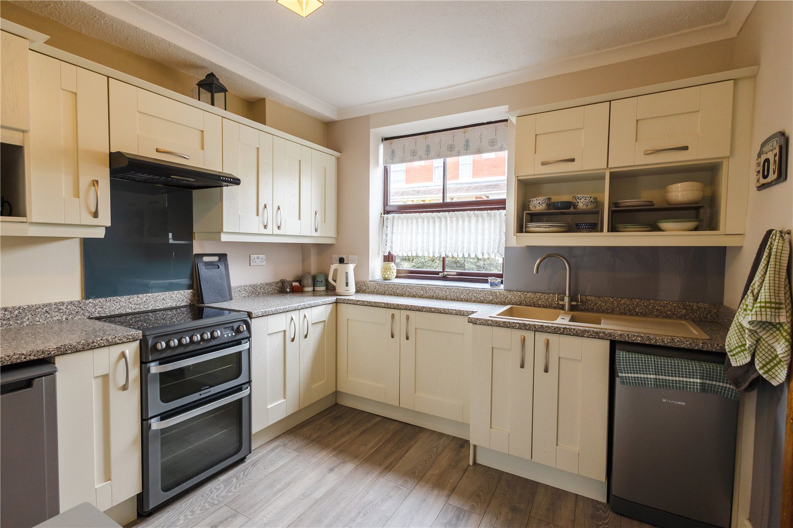 Ashley Road, St. Georges, Telford, TF2 - DB Roberts