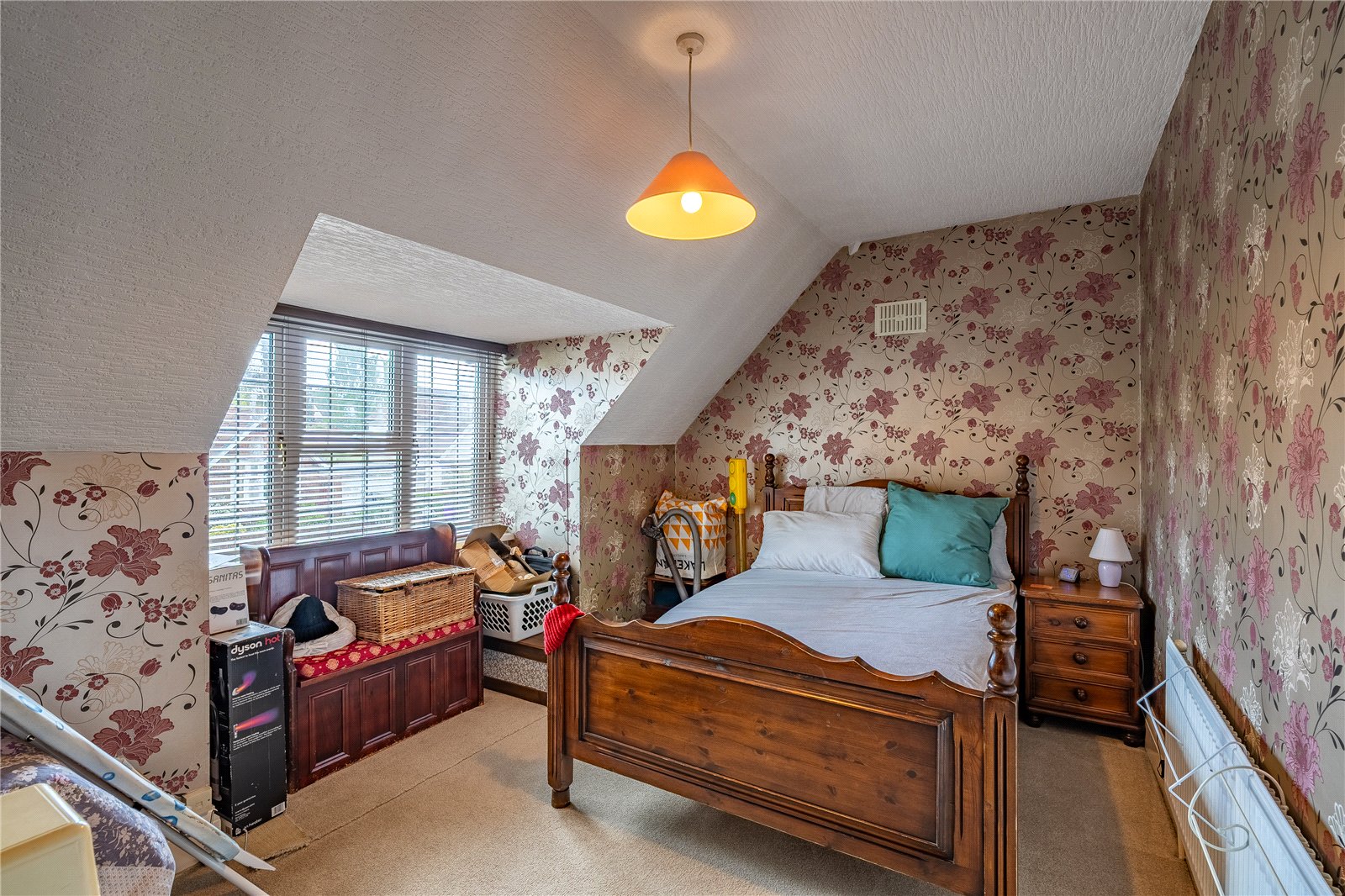 Riley Crescent, Wolverhampton, West Midlands, WV3 - DB Roberts