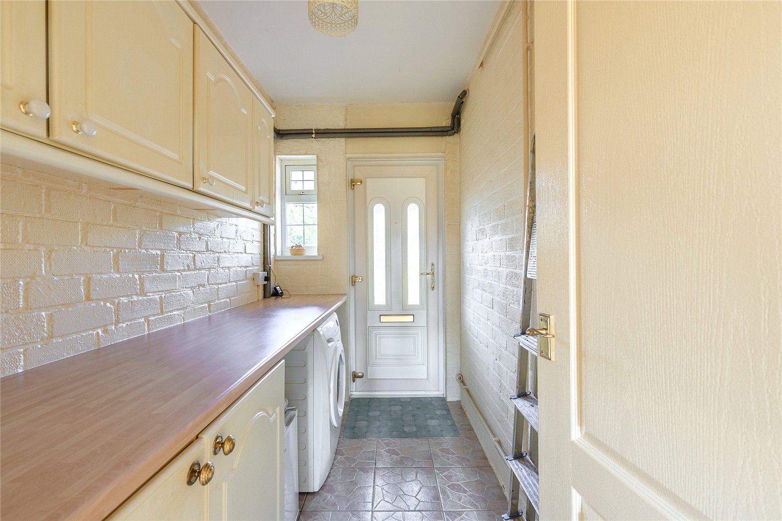 Kitchen Lane, Wednesfield, Wolverhampton, WV11 - DB Roberts