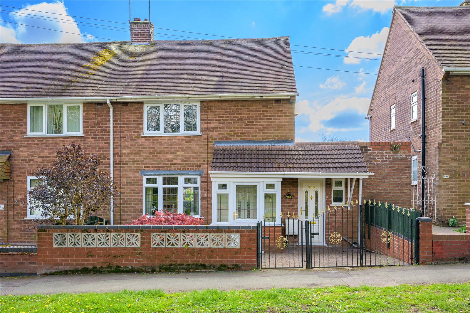 Kitchen Lane, Wednesfield, Wolverhampton, WV11 - DB Roberts