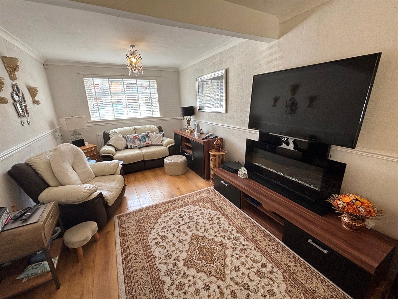 Smith Crescent, Wrockwardine Wood, Telford, TF2 - DB Roberts